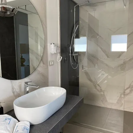 Il Mare Di Giu Boutique Bed & Breakfast