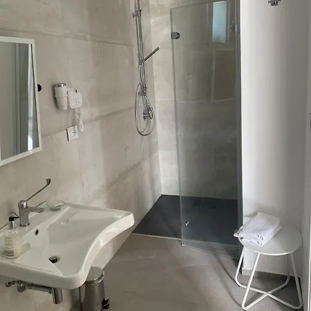Il Mare Di Giu Boutique