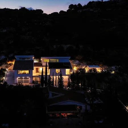 Il Mare Di Giu Boutique Bed & Breakfast