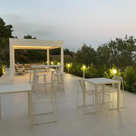 Bed & Breakfast Il Mare Di Giu Boutique
